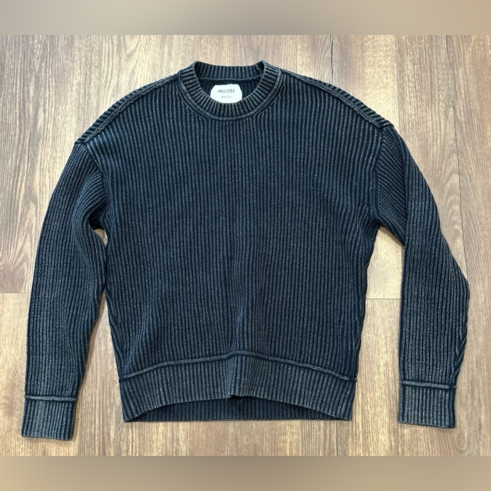 Hollister Ribbed Sweater
